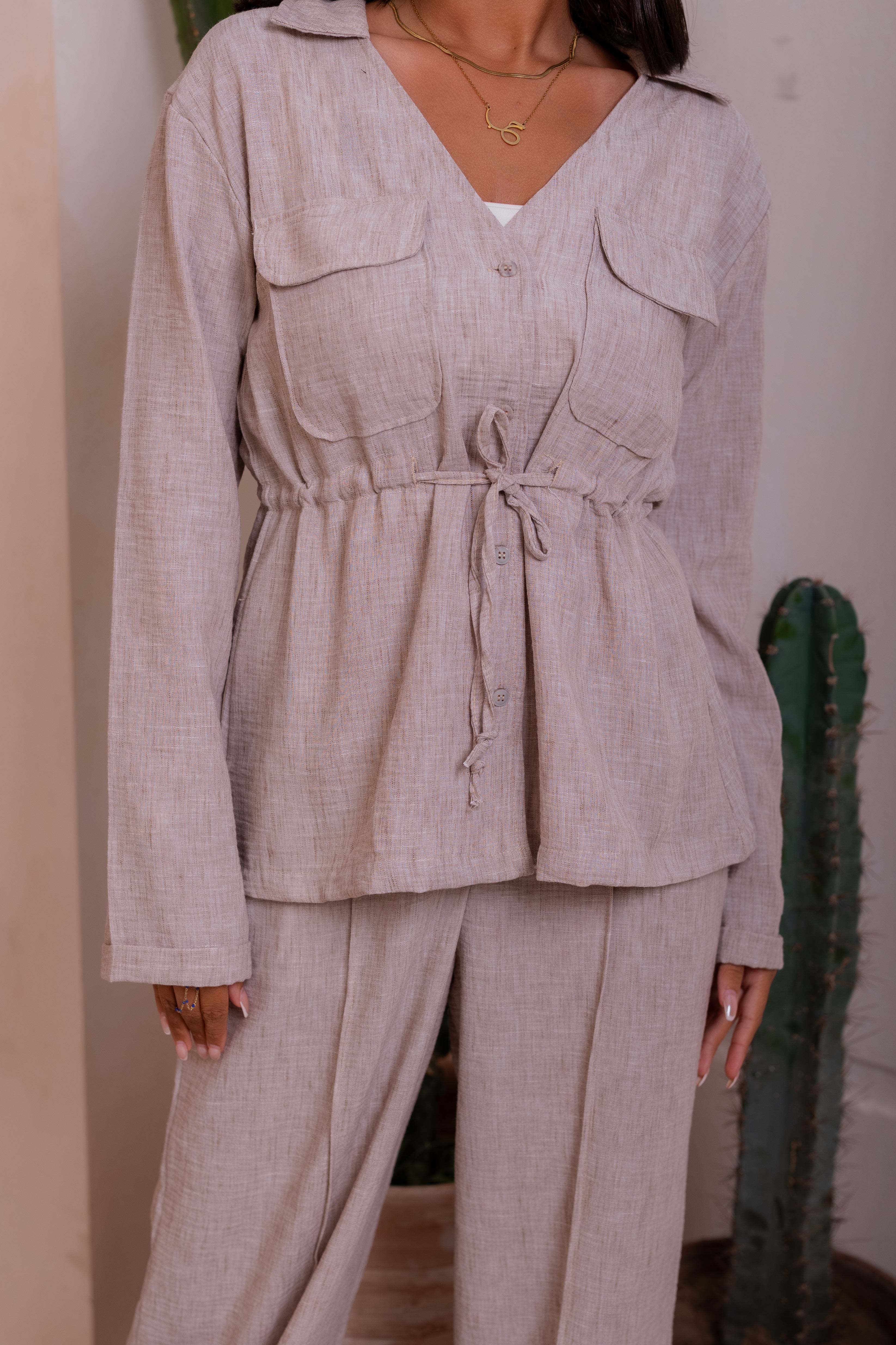 Crushed linen set in beige
