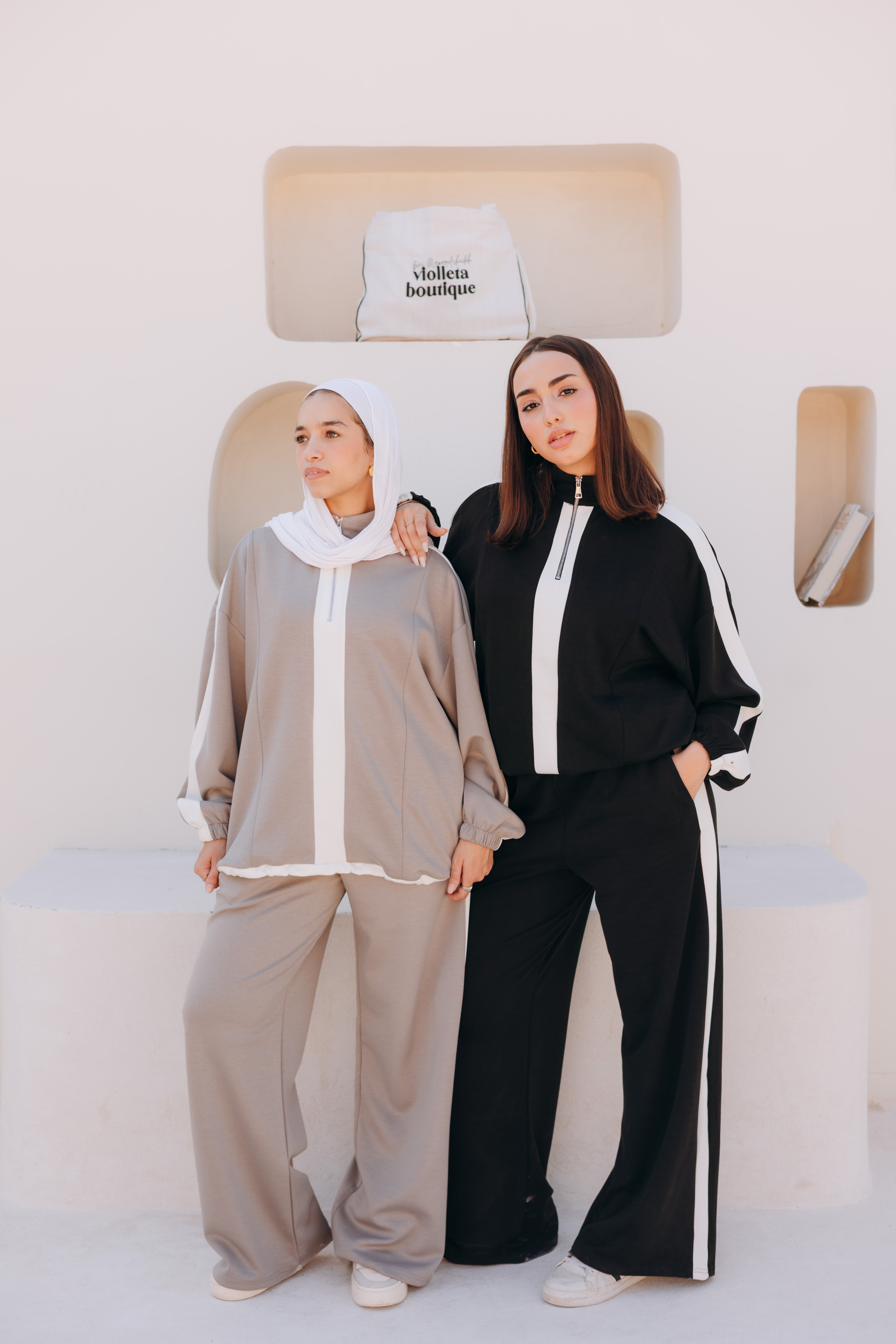 Infinity set in grey