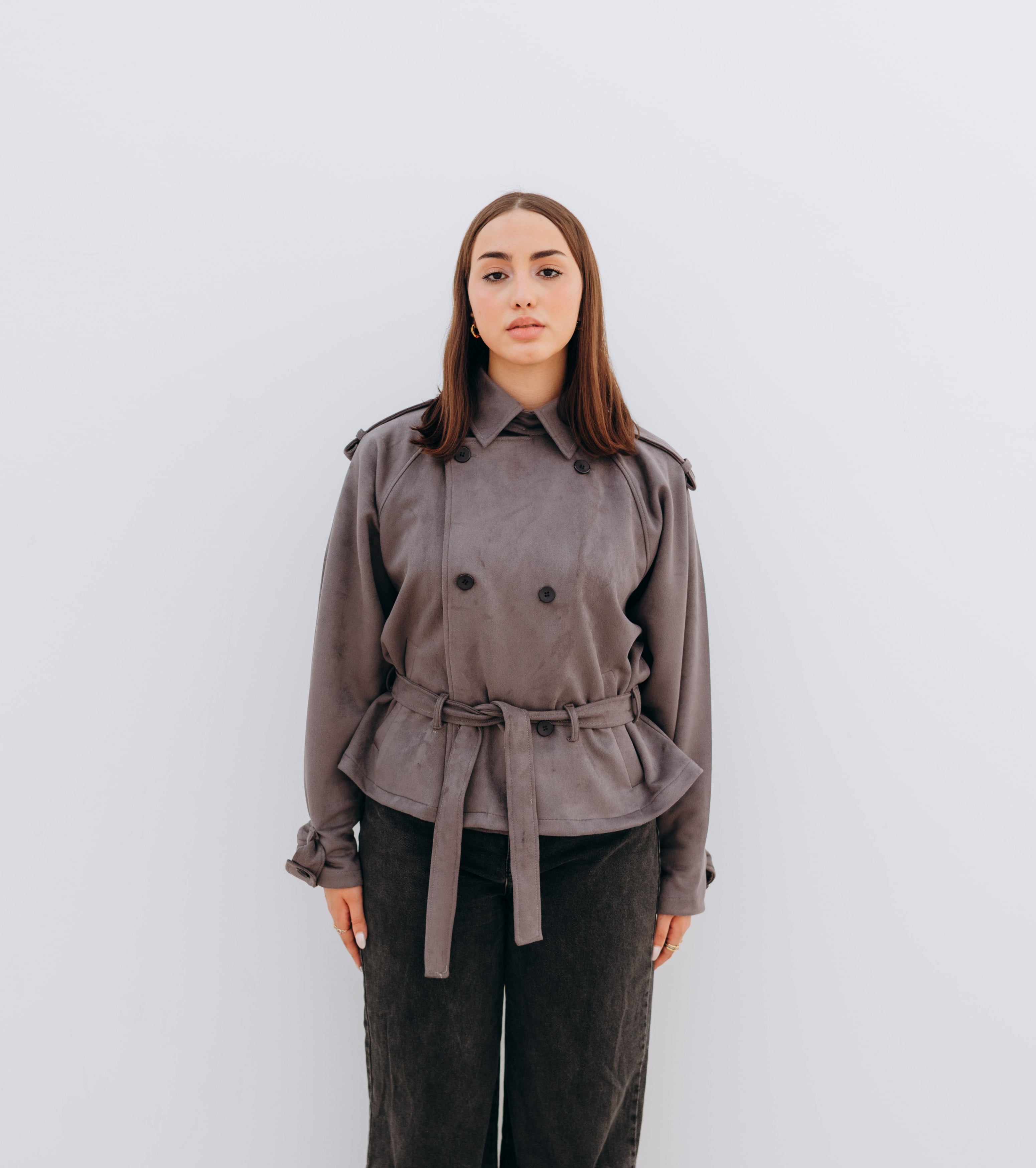 Suede short trench coat in grey