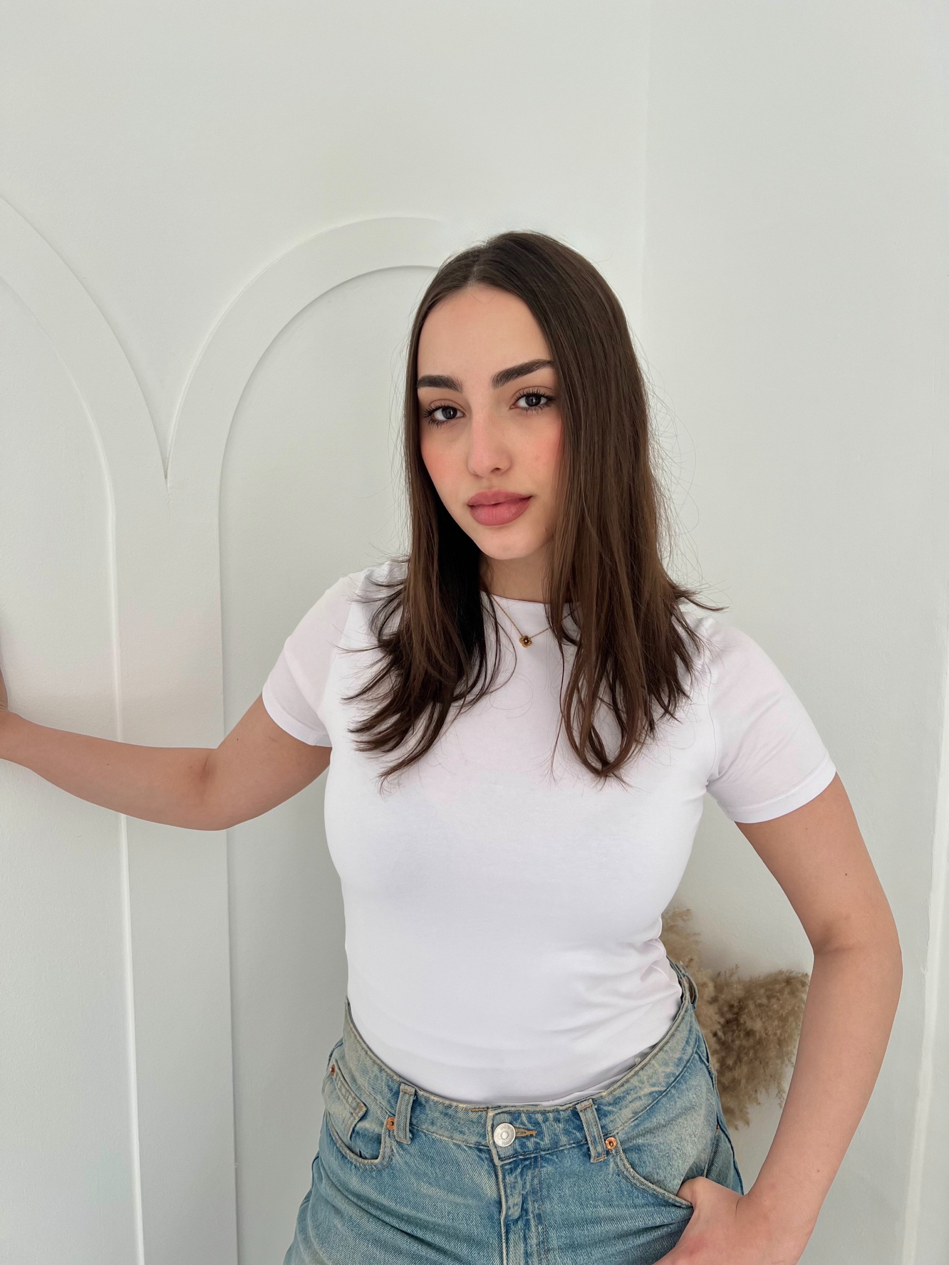Half Sleeve Basic In White