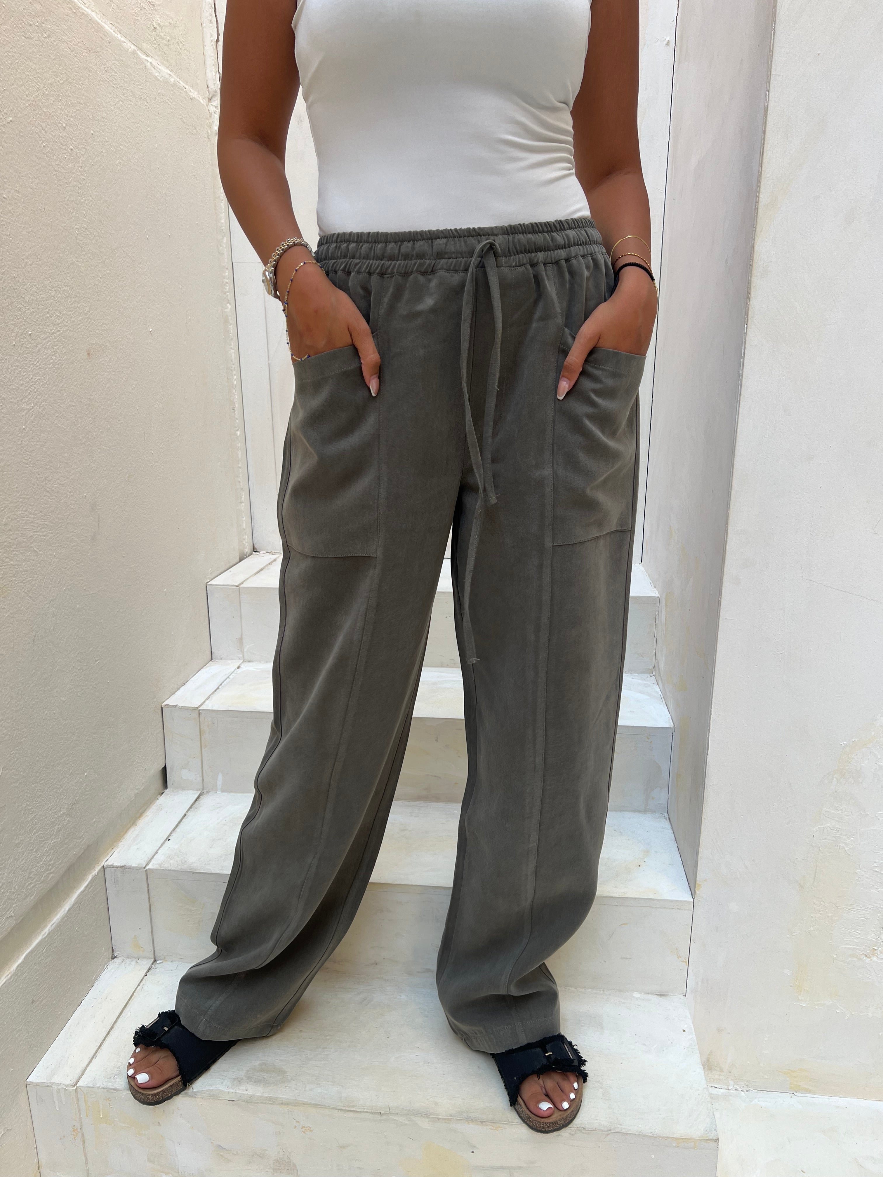 Modal pants in olive