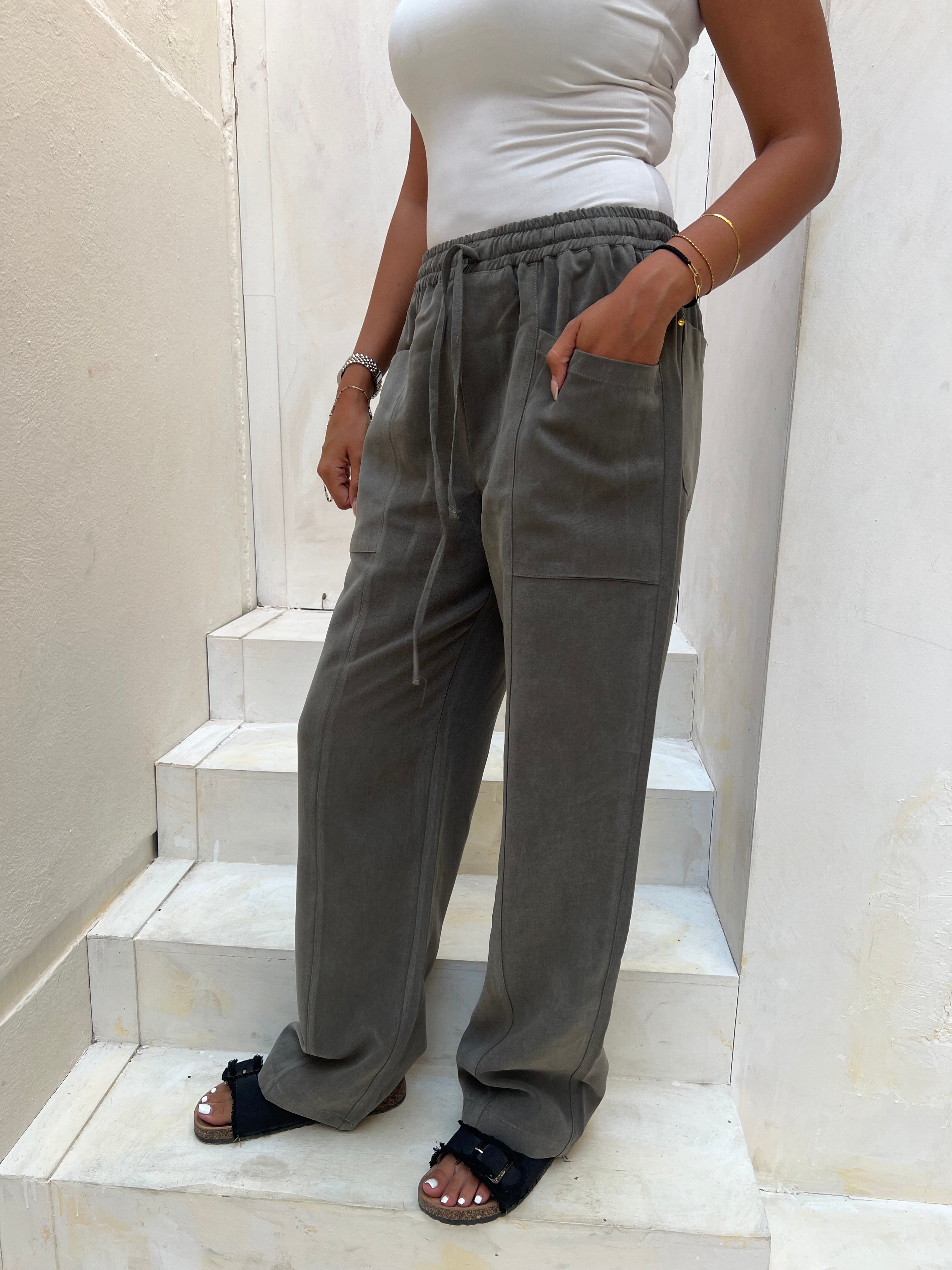 Modal pants in olive